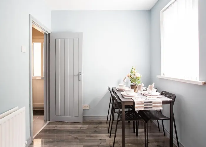 Fully Refurbished North Belfast Home 3
